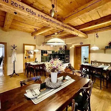 Dvůr Haniš - Adults Only - Děti Od 12 Let Hotel *
